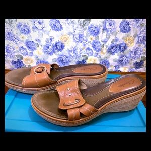 Clarks Artisan Sandals Brown